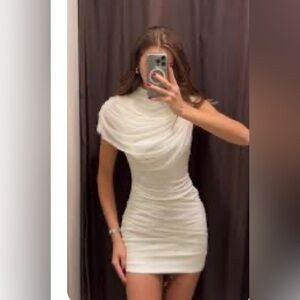 NWT ZARA bloggers favorite Elegant White Draped Ruched Women’s Dress
